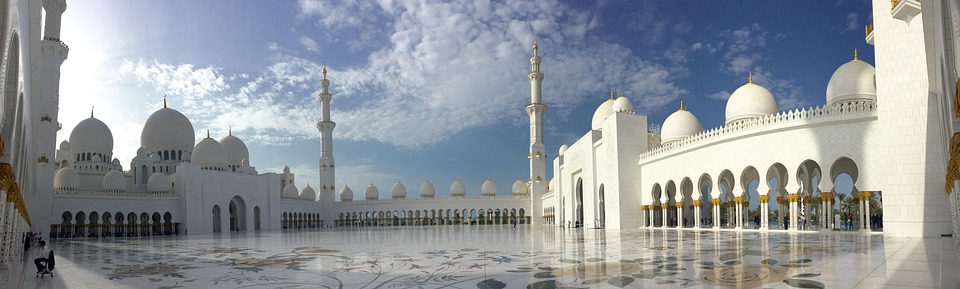 moschea bianca abu dhabi orari