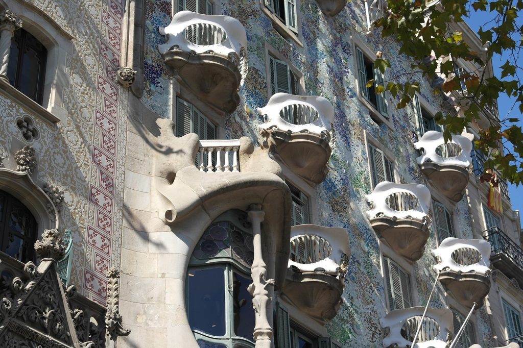 casa gaudi barcelona