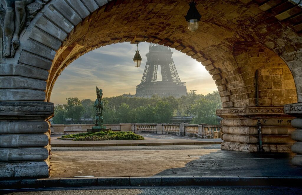 tour eiffel storia per bambini