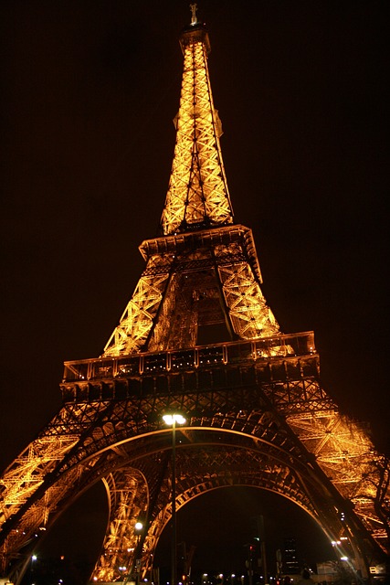 tour eiffel storia per bambini